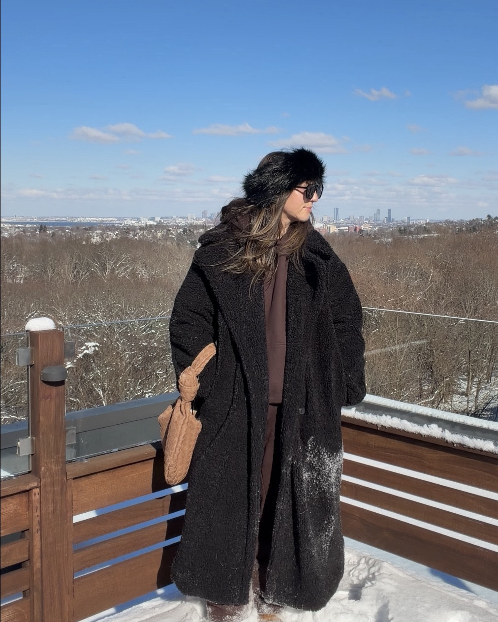 ❄️🧦⛄️

#LTKootd #LTKMidsize