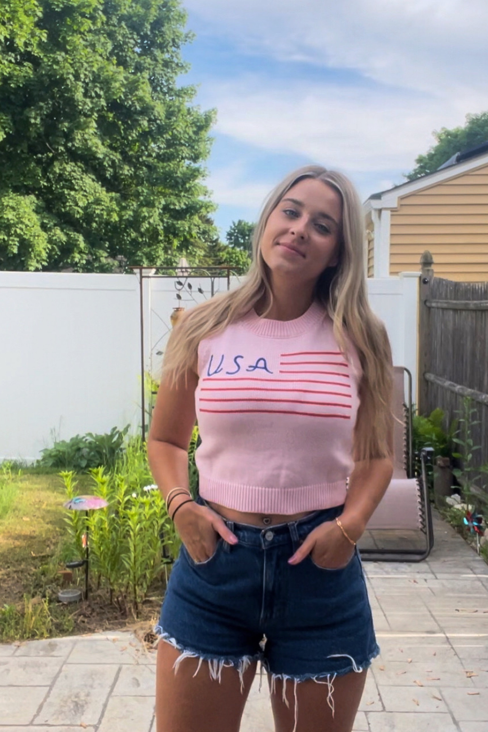 MDW 🇺🇸☀️

#america #amazon #memorialdayweekend #fourthofjulyoutfit #summeroutfit #americanflag #usa #abercrombie #jeanshorts #denimshorts

#LTKFindsUnder50 #LTKSaleAlert #LTKSeasonal