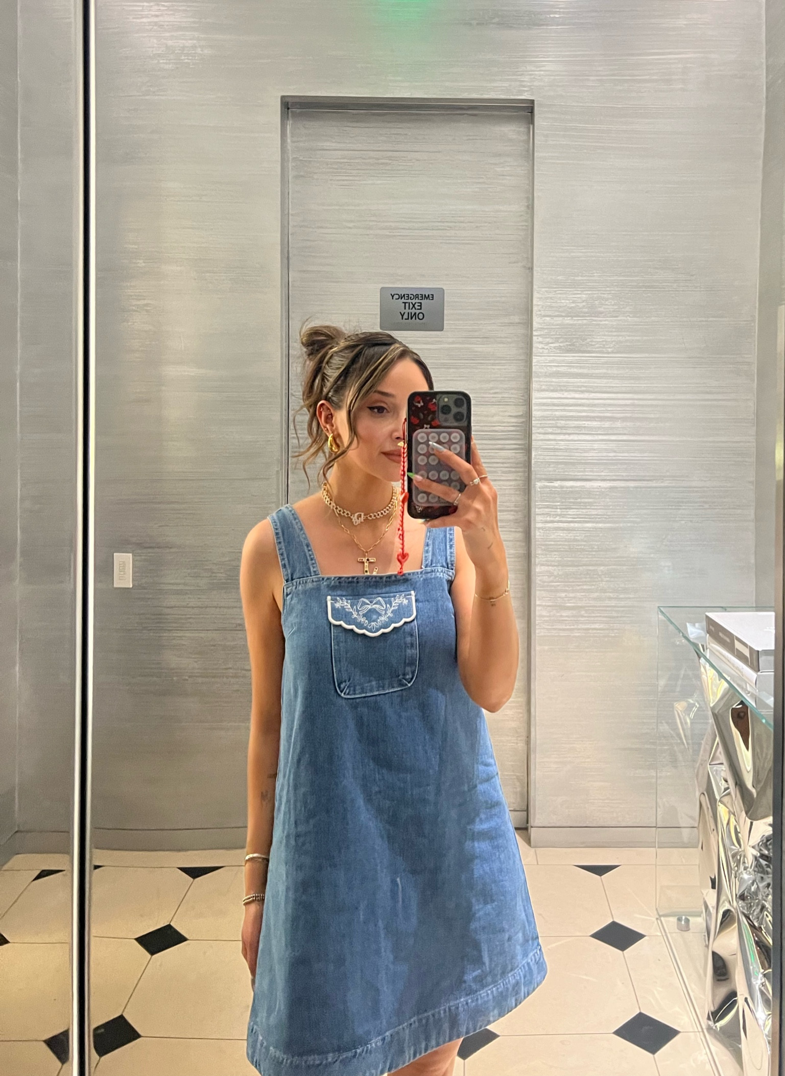 denim dresses >>>

#LTKSeasonal #LTKstyletip