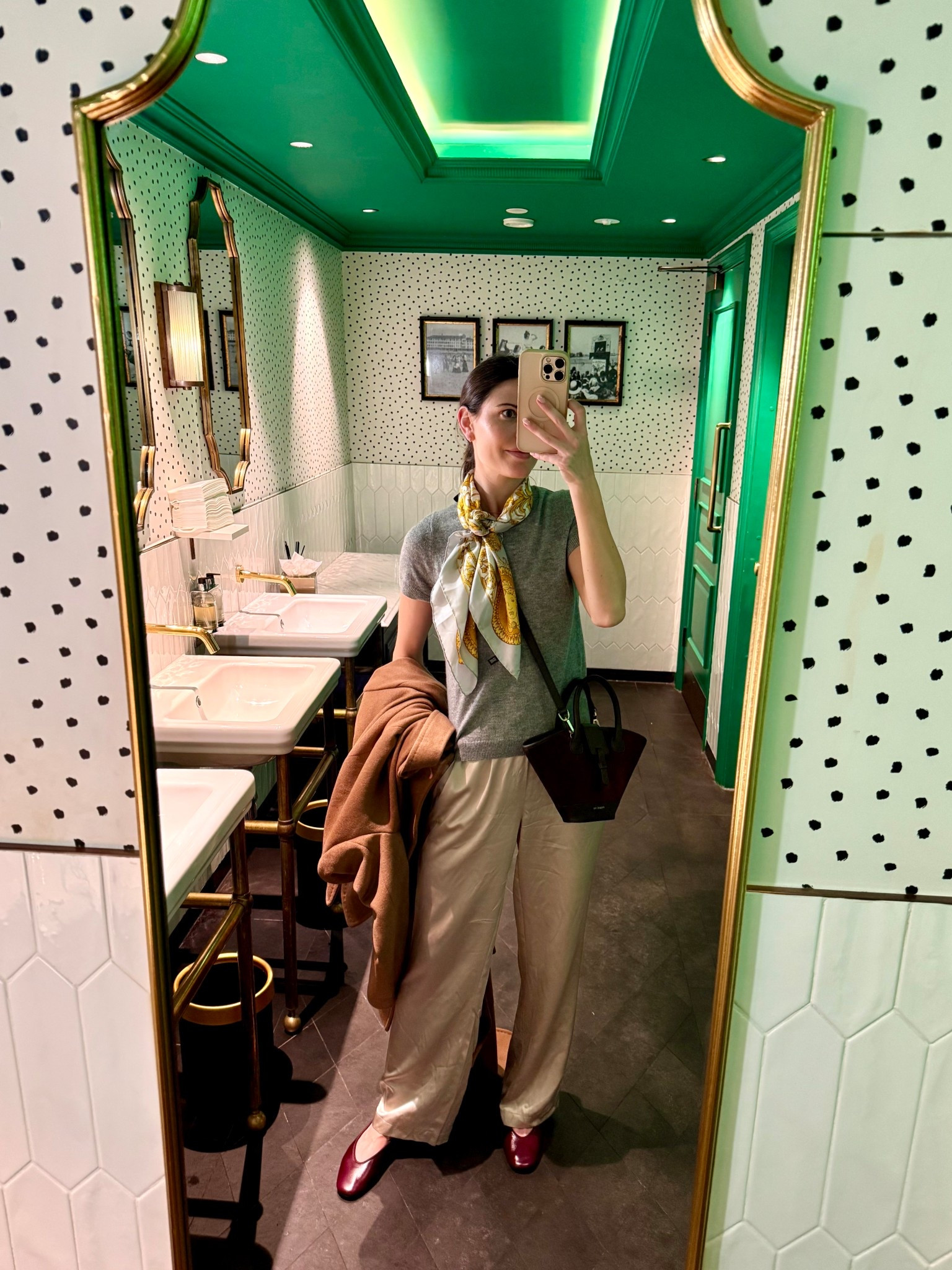 First day in London, silk pants for the win! Comfy & chic! 

top: quince, xs 
pants: quince, xs 
shoes: Steve Madden, 7.5 (SO comfortable!) 

#LTKTravel #LTKFallSale #LTKShoeCrush