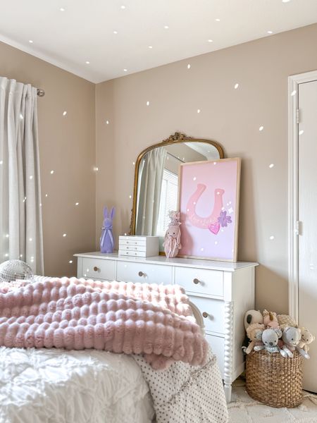 Girls Bedroom Decor 

#LTKhome #LTKkids #LTKSeasonal