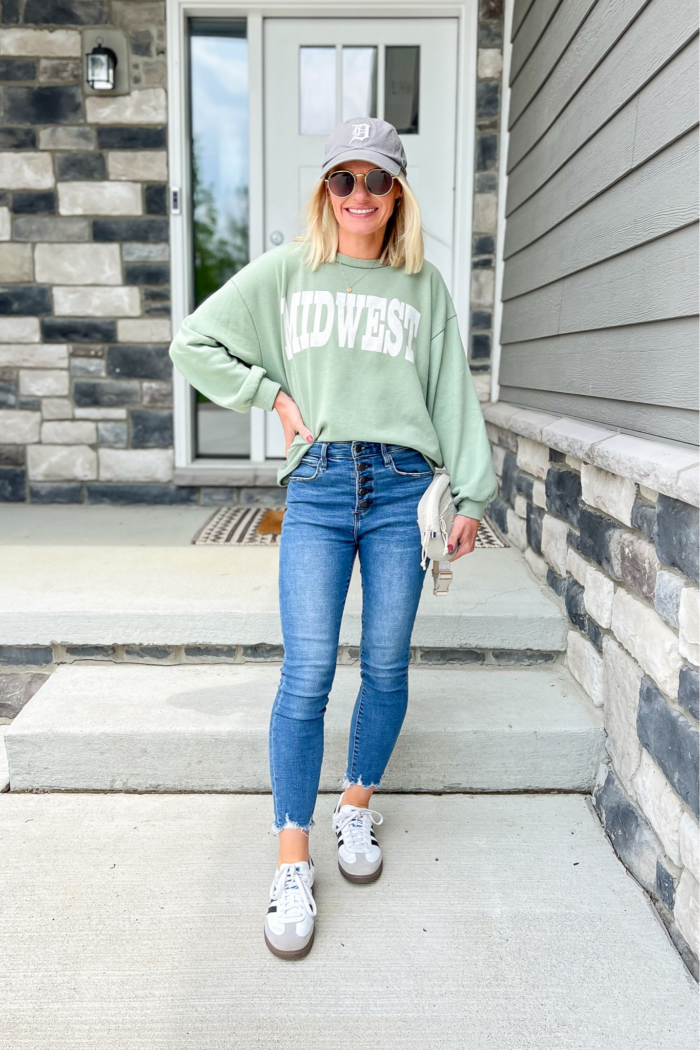 What I wore last week! 
Sweatshirt and jeans are old, I linked similar items! 

#LTKsalealert #LTKfindsunder100 #LTKstyletip