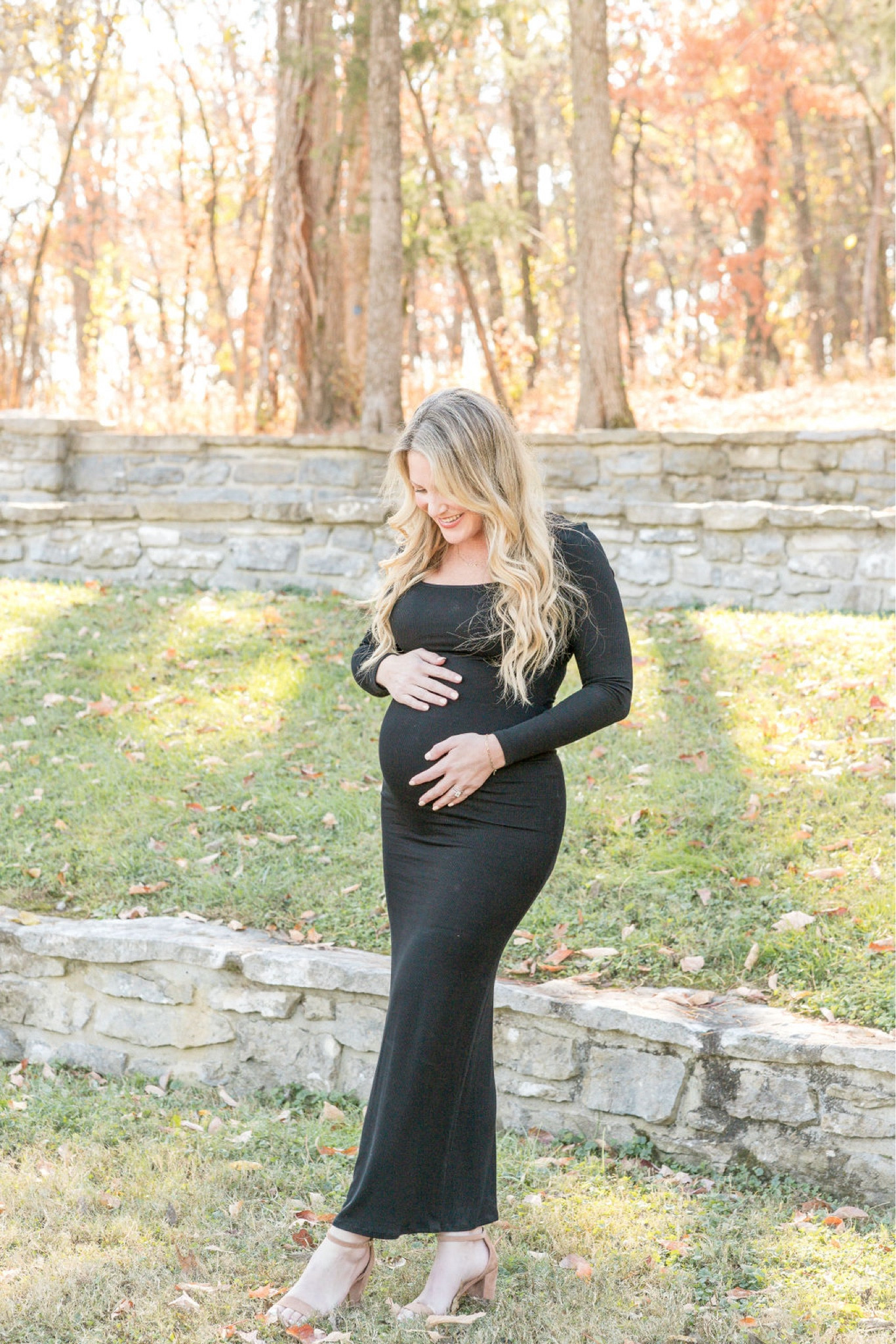 A simple and perfect dress for maternity photos that shows off your bump so well 🖤 #maternitydress #maternityphotos #pregnancy 

#LTKFindsUnder50 #LTKBump #LTKBaby