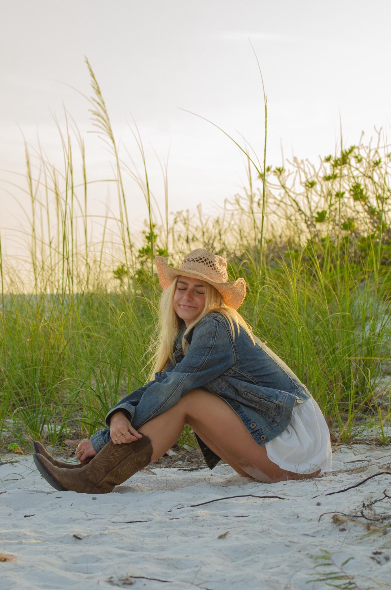 i couldnt link the exact hat i have on so i linked a similar one i also loved 🌞

#LTKGiftGuide #LTKSummerEdit #LTKSeasonal