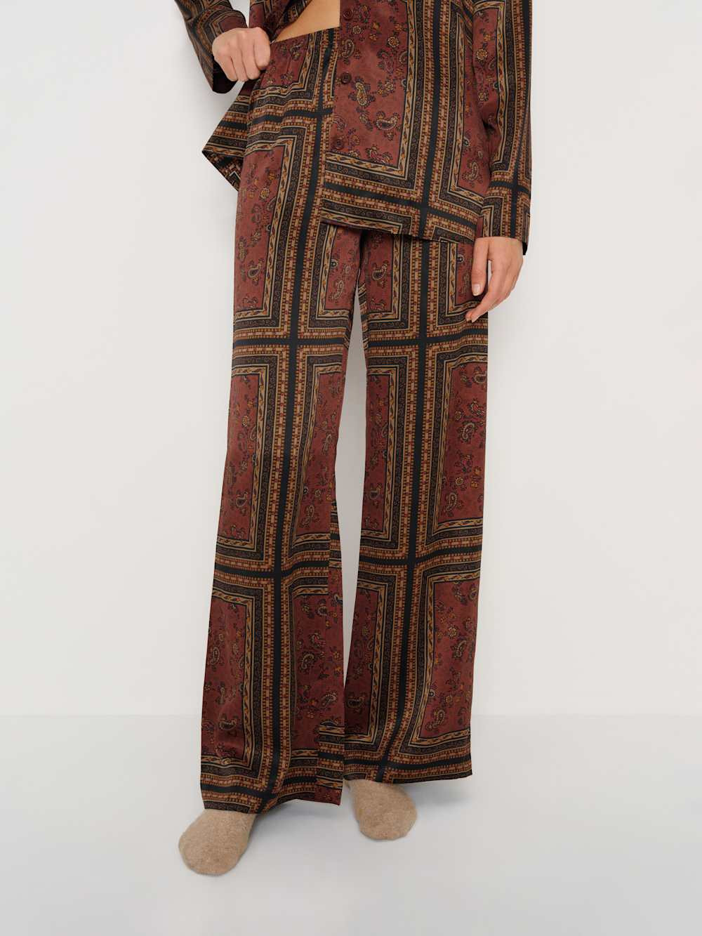 Ella Silk Set | Reformation (Global)