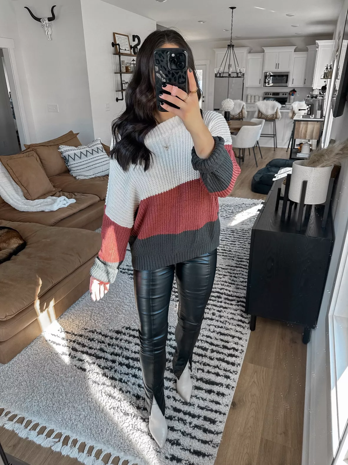 You can pry the oversized sweater and leggings from my cozy, warm fingers  🧶🧶🧶 Day 2/30 Plus Size Outfits for Fall! It's still