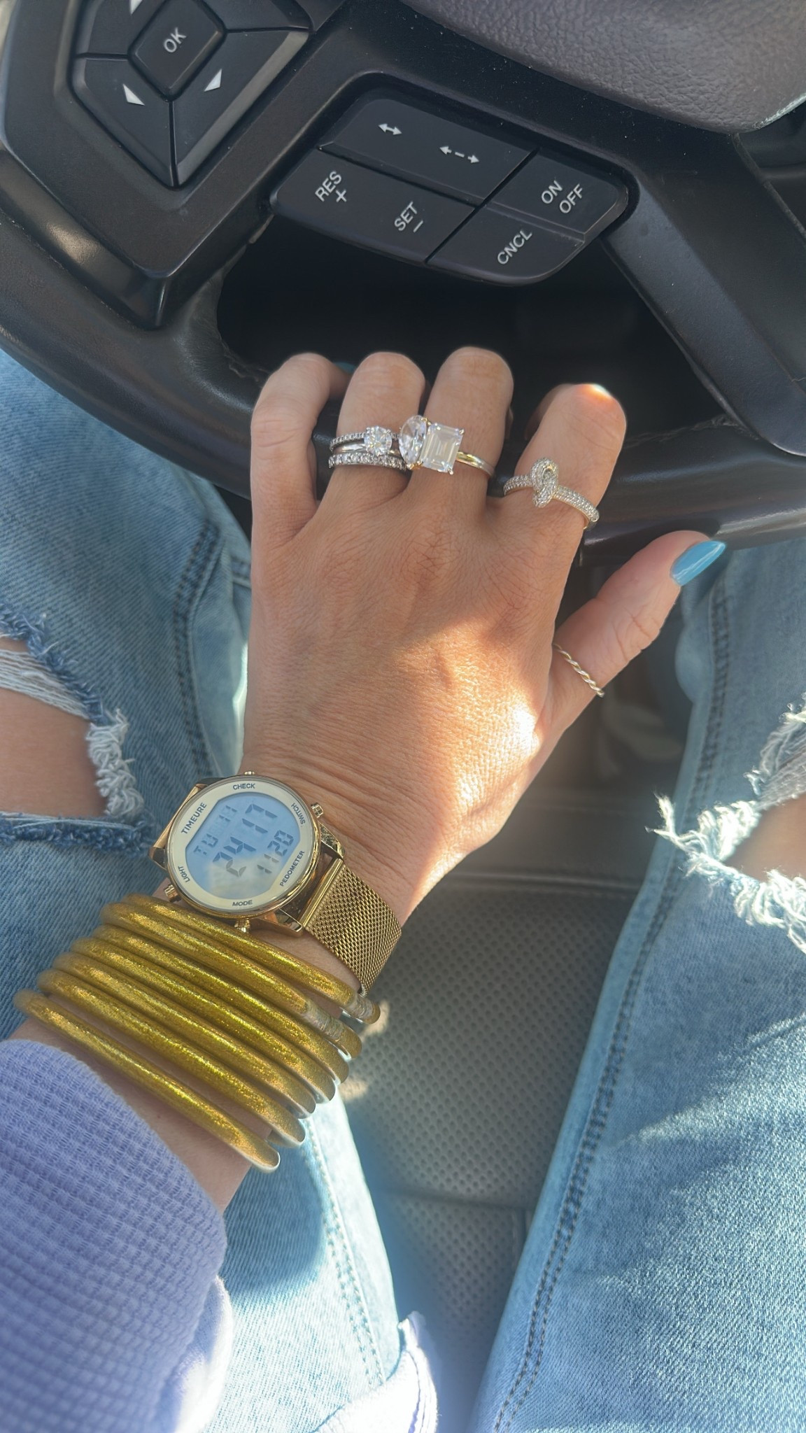 Victoria Emerson rings on major sale! Only $20/$25!!


#LTKSaleAlert #LTKFindsUnder50 #LTKStyleTip