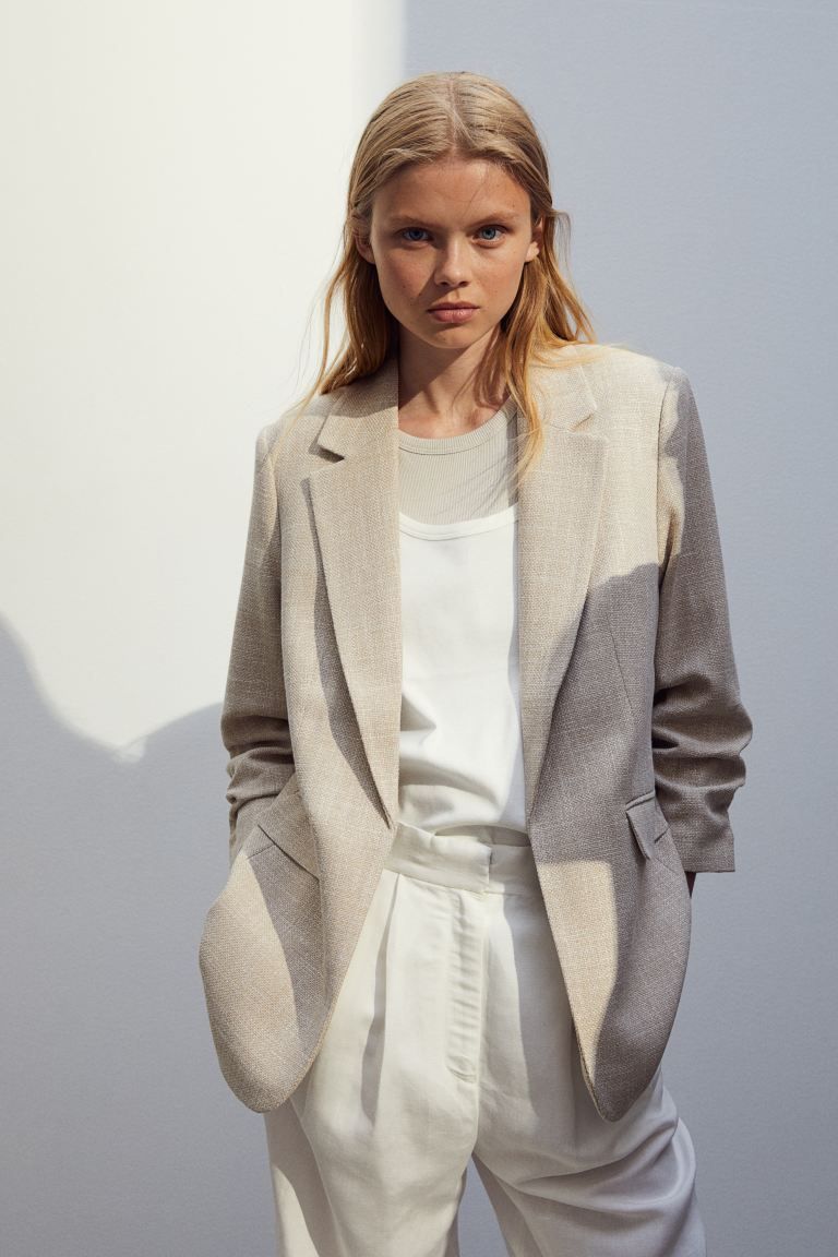 Gathered-sleeve blazer - Light beige - Ladies | H&M GB | H&M (UK, MY, IN, SG, PH, TW, HK)