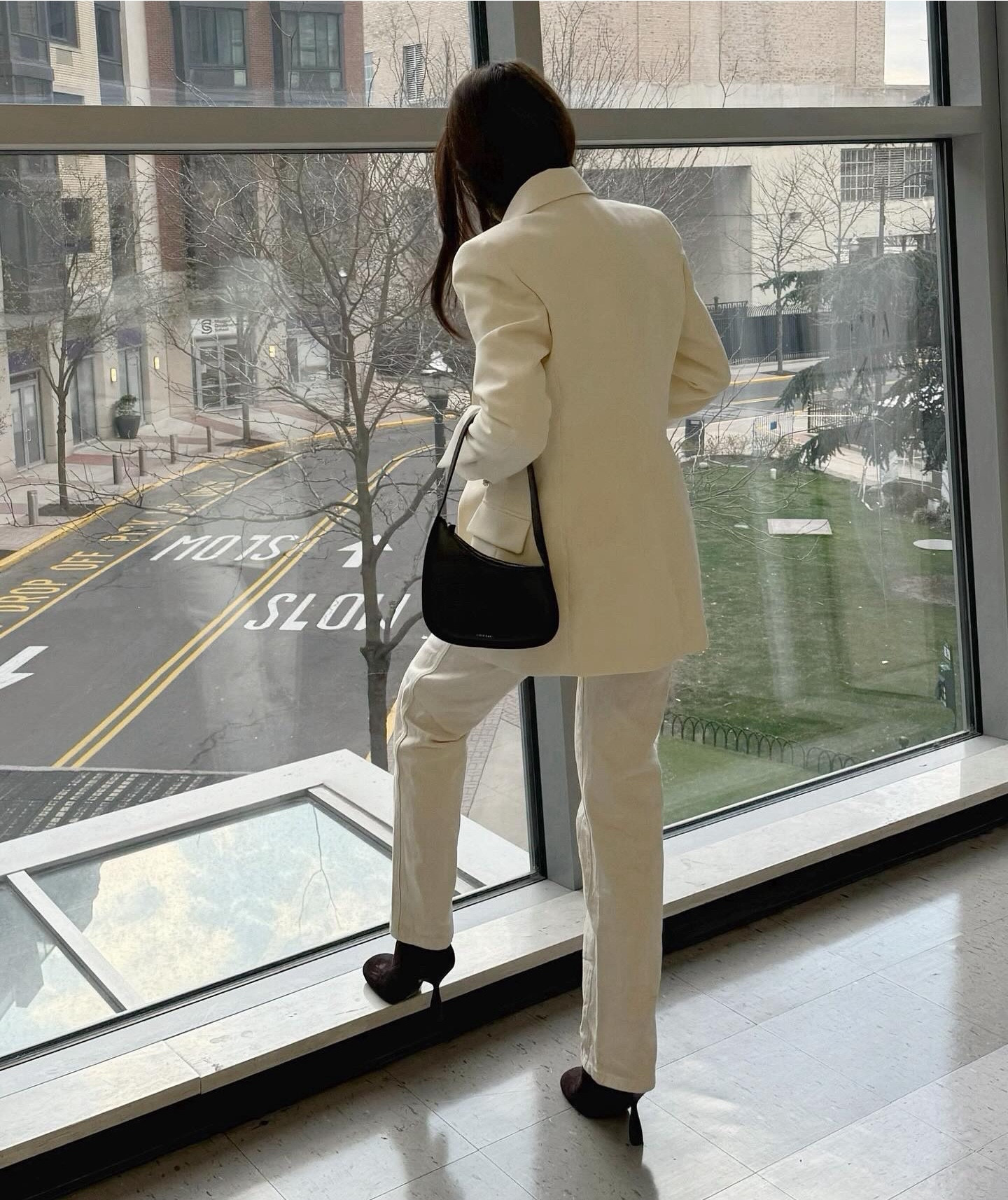 perfect creme outfit for any occasion 🥛🍦

#ootdnewyork10 #blazerstyle #mininalstyledaily #outfitideasforyou

#LTKstyletip #LTKshoecrush #LTKworkwear