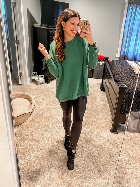 Christmas Eve outfit!💚
