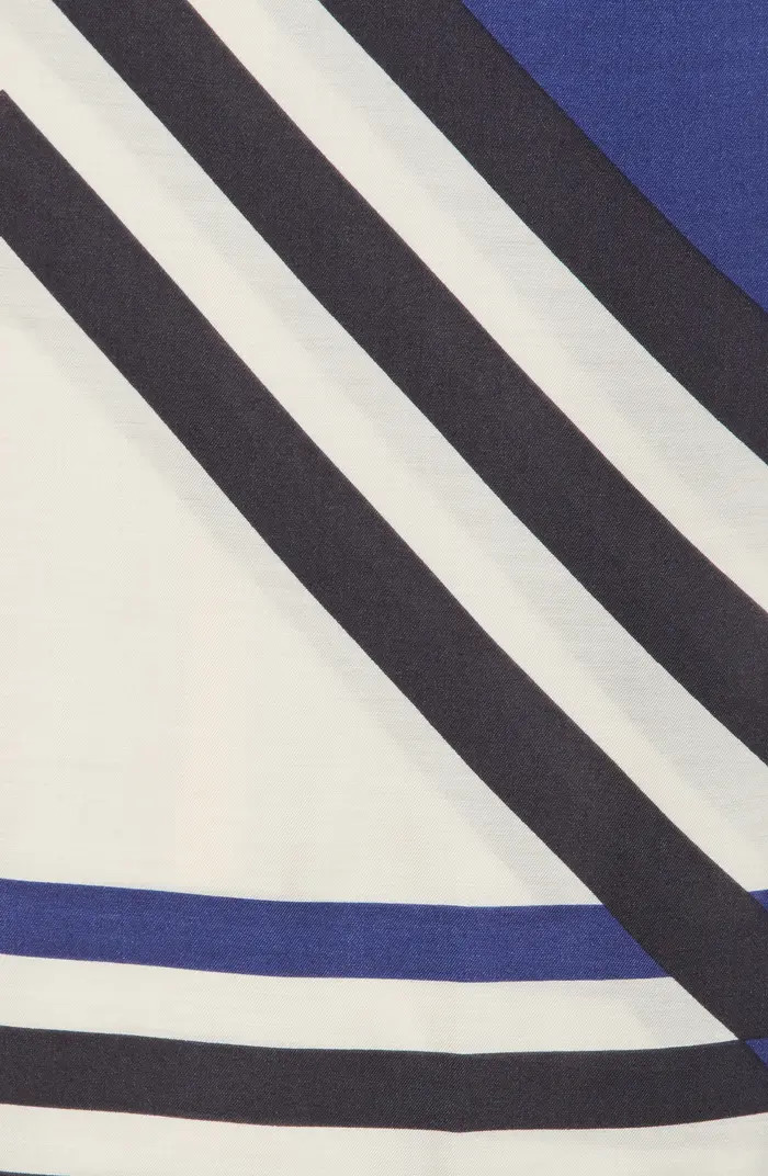 BCBG Diamond Geo Scarf | Nordstromrack | Nordstrom Rack