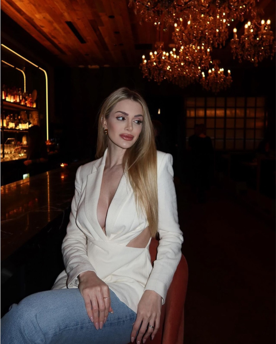 The sexiest blazer 

#LTKstyletip