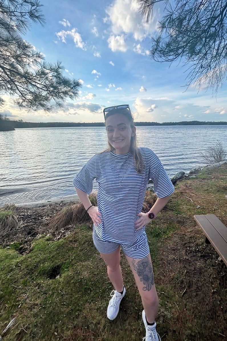 Obsessed with this outfit!! Stripes>>  🩵 

#LTKfitnessgoals #LTKmomlife #LTKootd