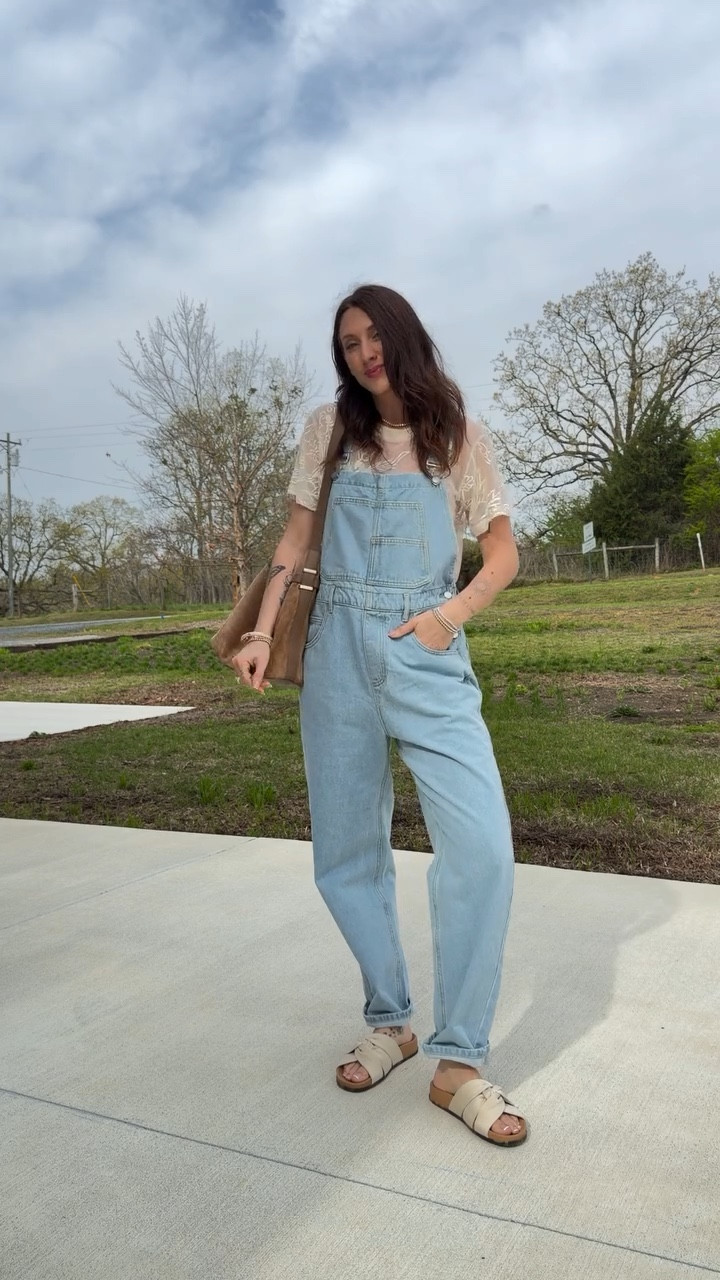 and I love it ⚡️


wearing the medium overalls and small for top 

Easy and casual outfits for every day wear

#LTKootd #LTKgrwm