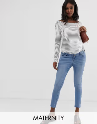 Bandia Maternity ankle grazer skinny jeans with removable band | ASOS (Global)