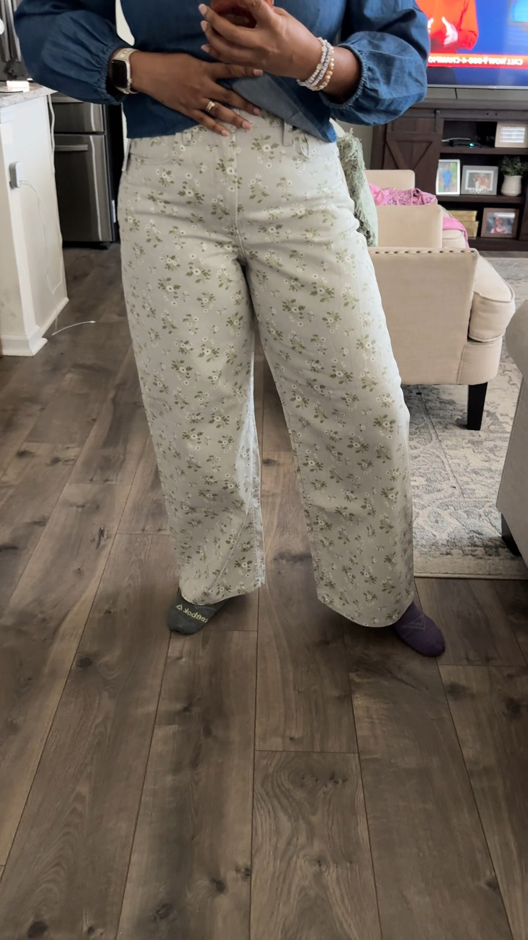 Flower jeans for spring 

#LTKSeasonal #LTKMidsize #LTKootd