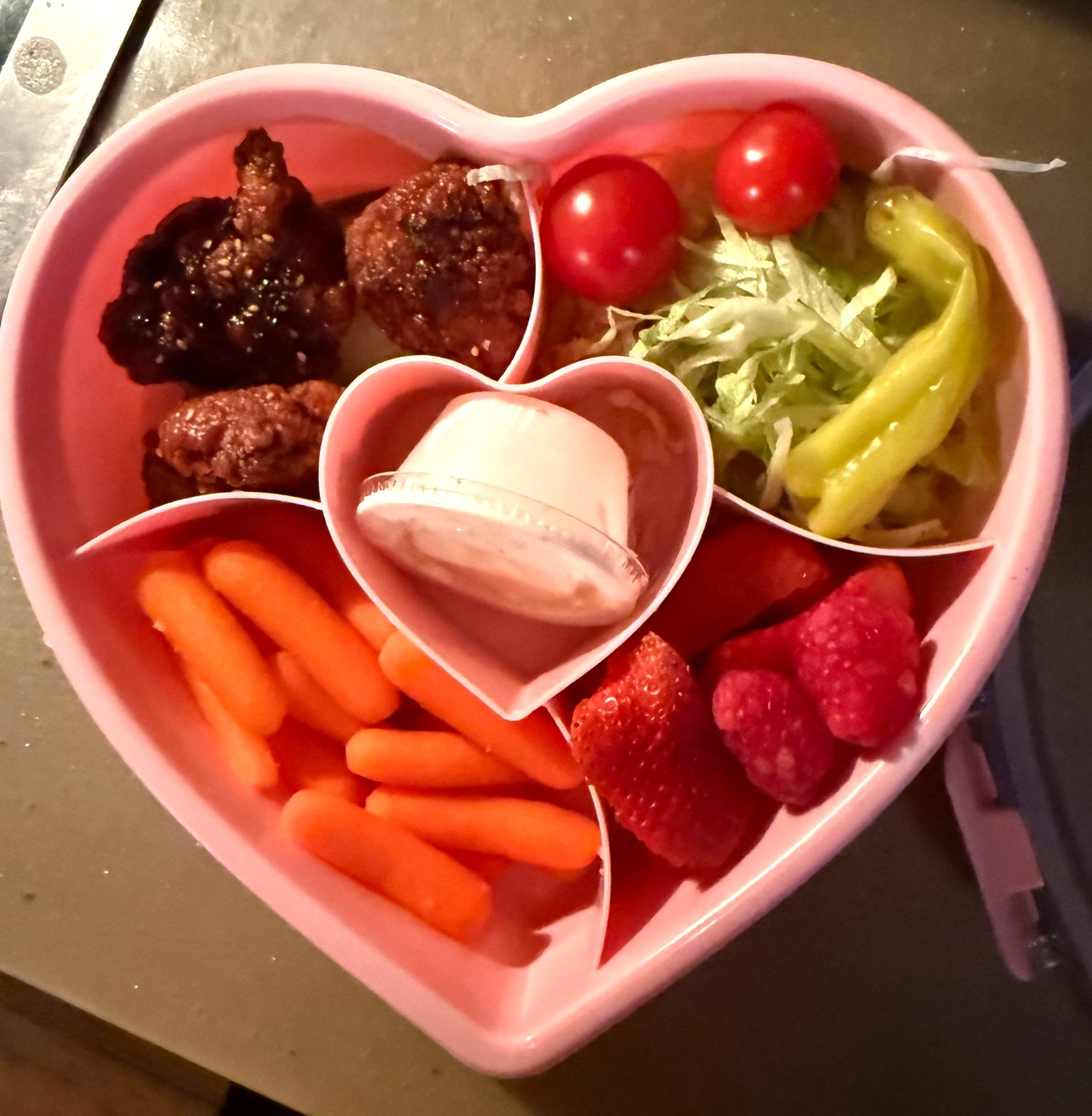 Being festive with lunch today with this cute heart shaped snack box! ❤️ 

#LTKdayinmylife #LTKHome #LTKfoodie
