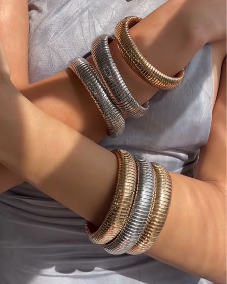 Only $50 for a set of 3! Chunky gold and silver tone slip on bracelets - will elevate any outfit. 

Stretch
Summer jewelry
Spring fashion
Beach vacation jewelry
Sets
Bangles
Wedding
Guest
Gift


#LTKFindsUnder100 #LTKFindsUnder50 #LTKStyleTip