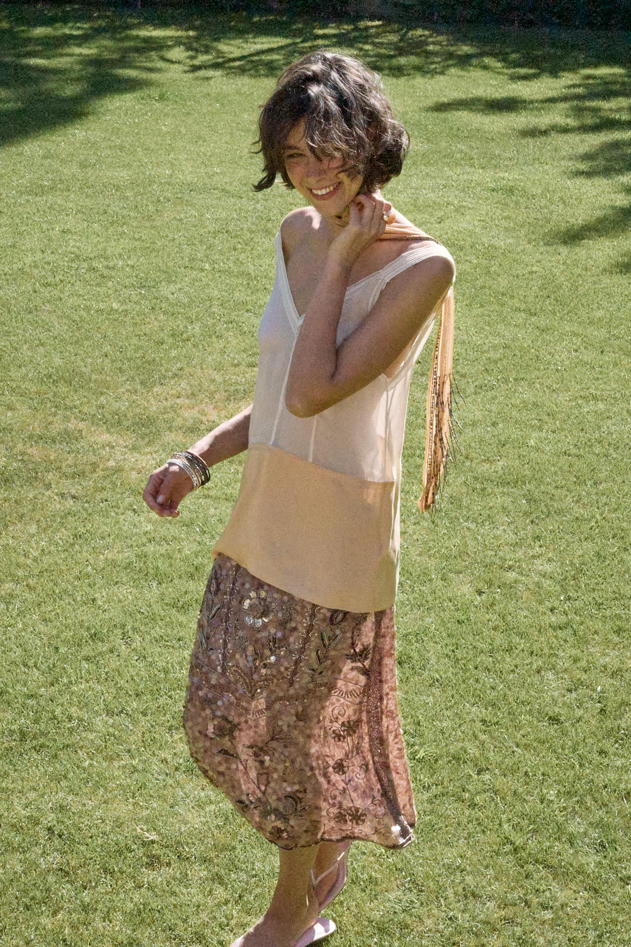 LIMITED EDITION EMBROIDERED BEADED MIDI SKIRT | Zara US