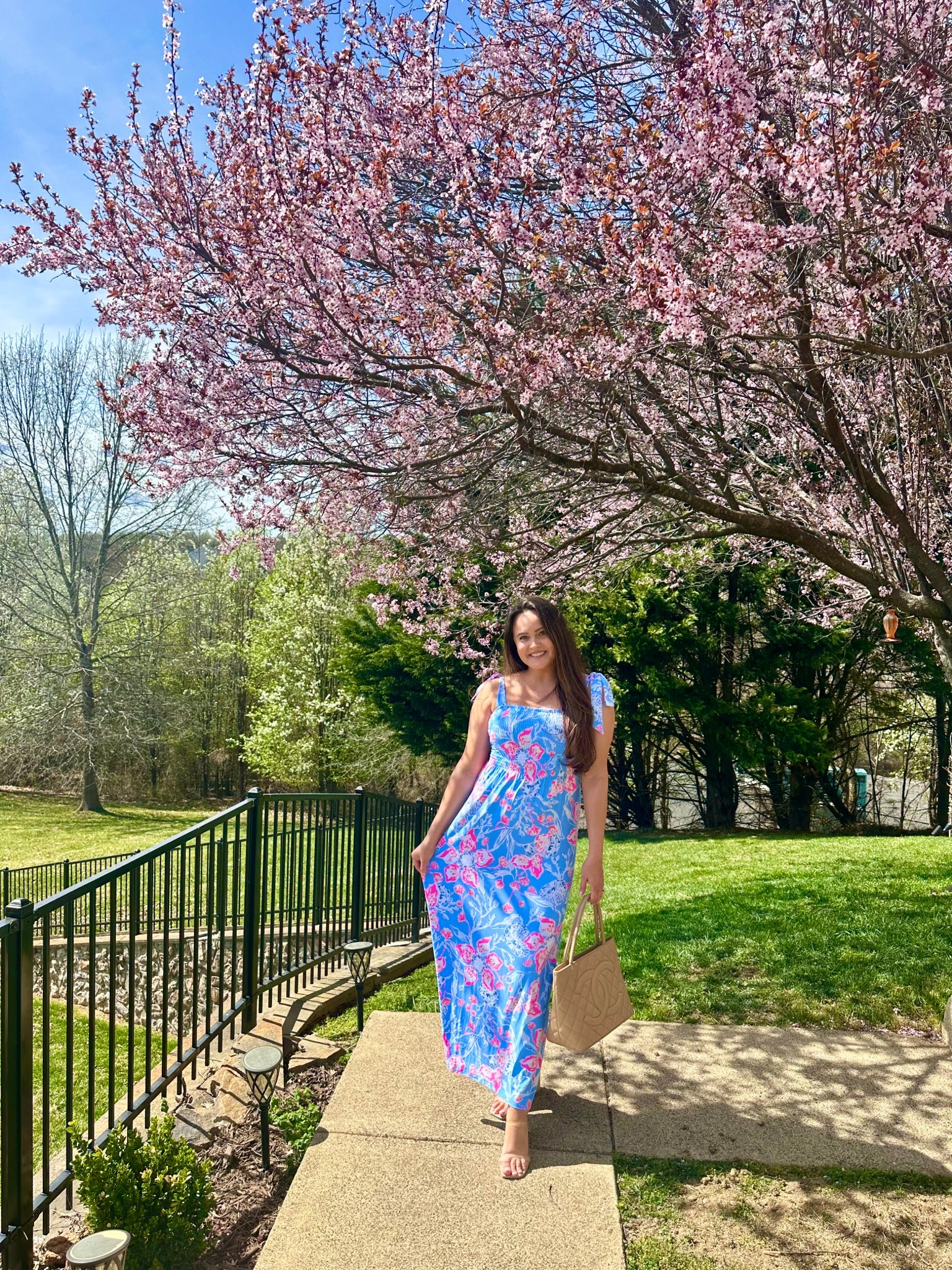 one of my favorite Lilly prints ever!
🩵🩷
wearing my normal medium in this maxi

#LTKStyleTip #LTKSeasonal