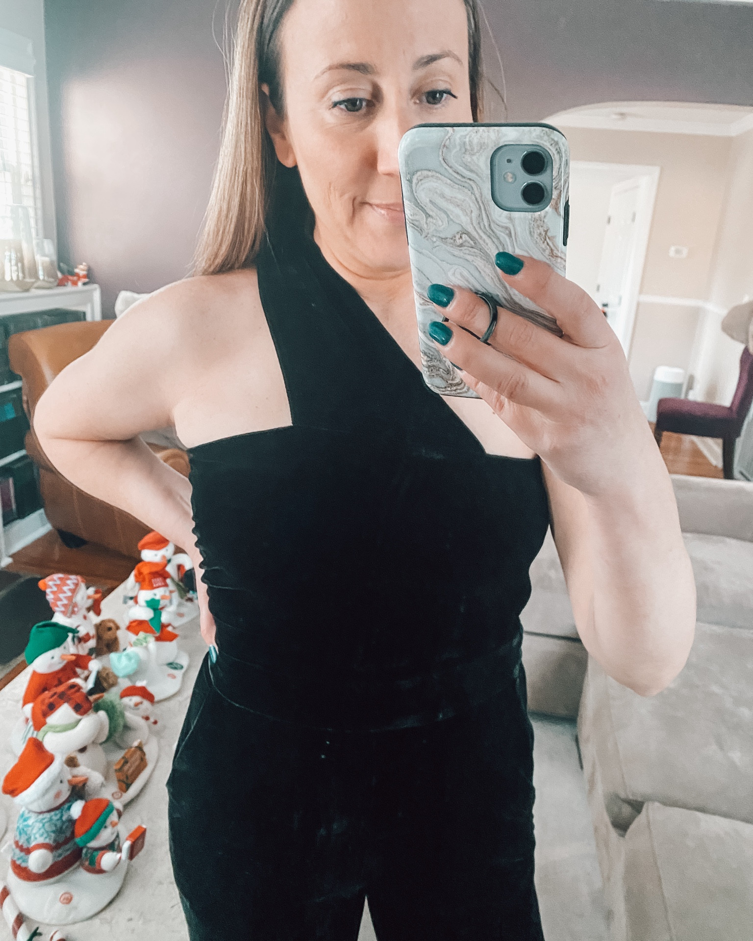 Beautiful velvet romper for a date night. And it’s on sale!  This is great for so many occasions. 



#LTKsalealert #LTKwedding #LTKSeasonal