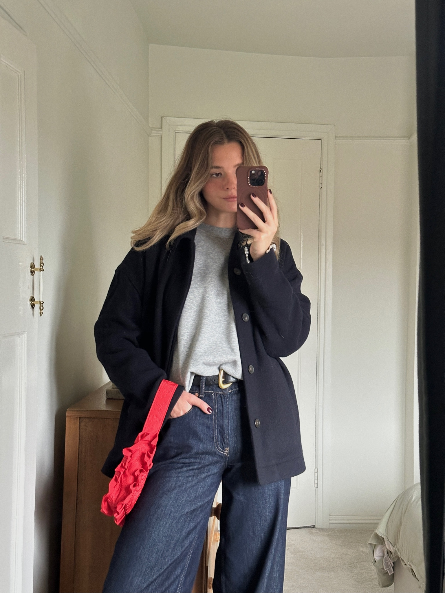 Sezane, wool jacket, red bag, Stradivarius, grey sweatshirt, cos, asos, Anthropologie, Clark’s, Wallabees 



#LTKeurope #LTKautumn #LTKuk