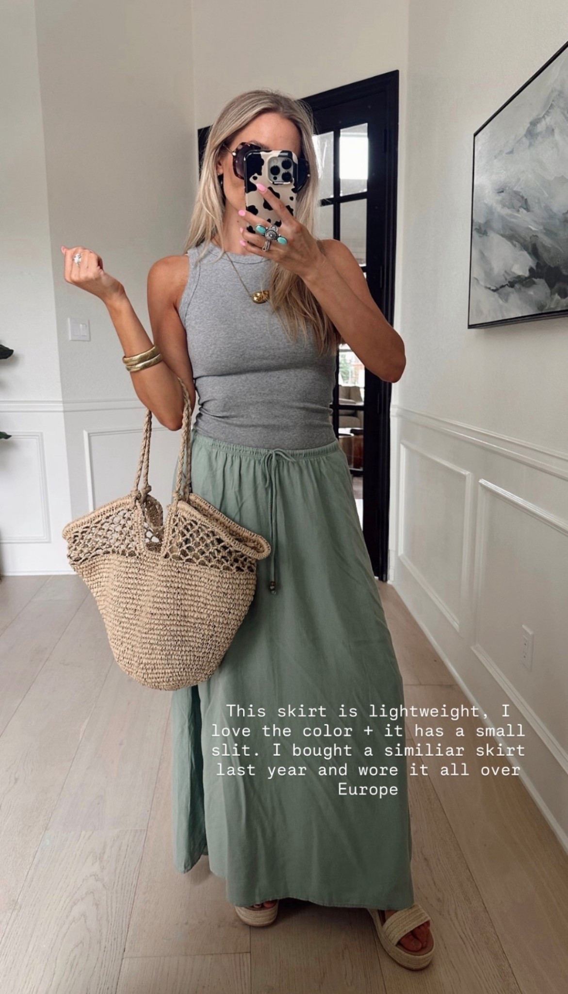 ✨SCROLL TO SHOP✨

Head to Toe Target 🎯 Outfit

I wore a similar skirt last year all over Europe. I love how lightweight & versatile it iss

Tank: size s 
Skirt: small
Wedge shoes: 100/10 
Straw Tote: will be taking to every beach 🏝️

#LTKdayinmylife #LTKgrwm #LTKTravel