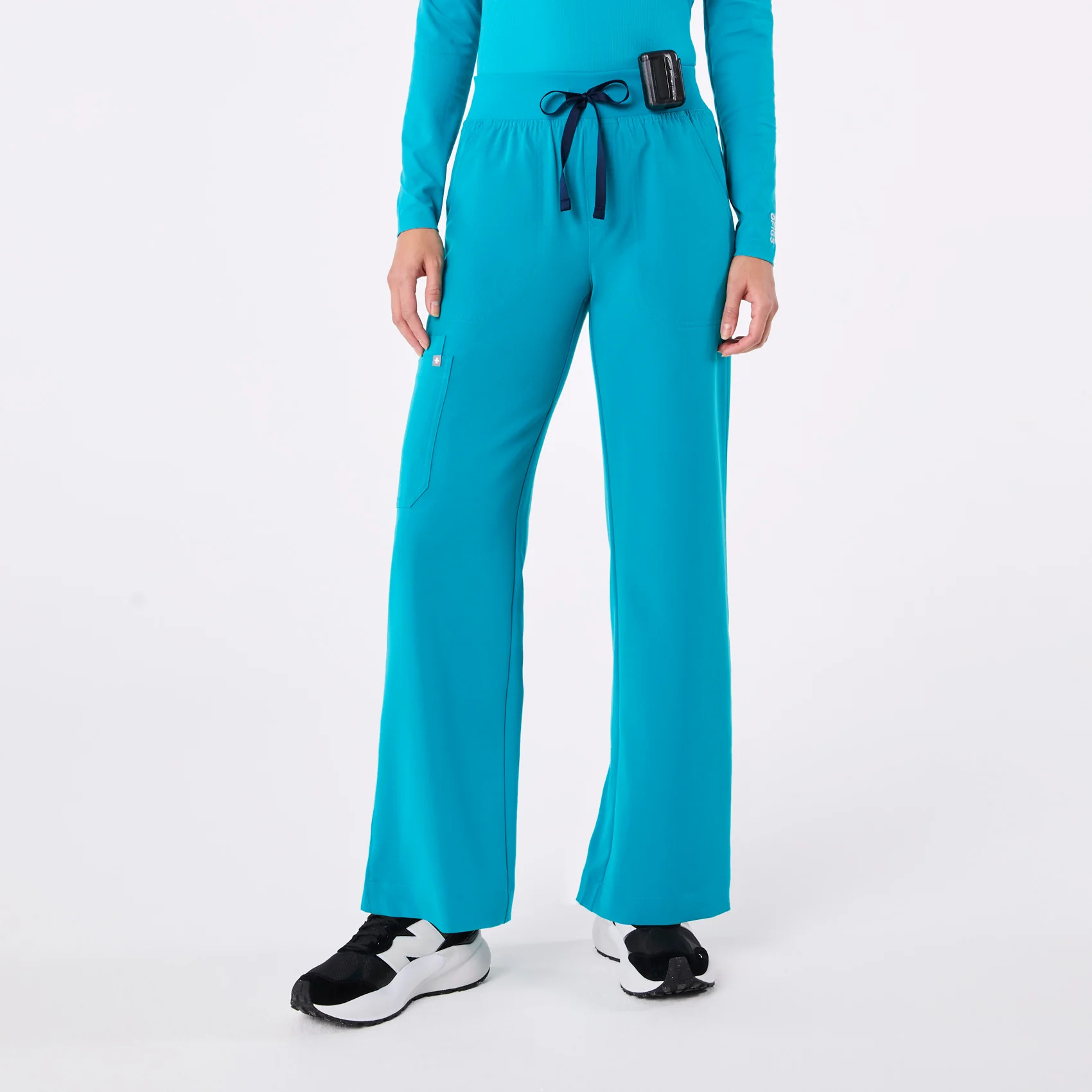 High Waisted Isabel Wide Leg Scrub Pants | FIGS
