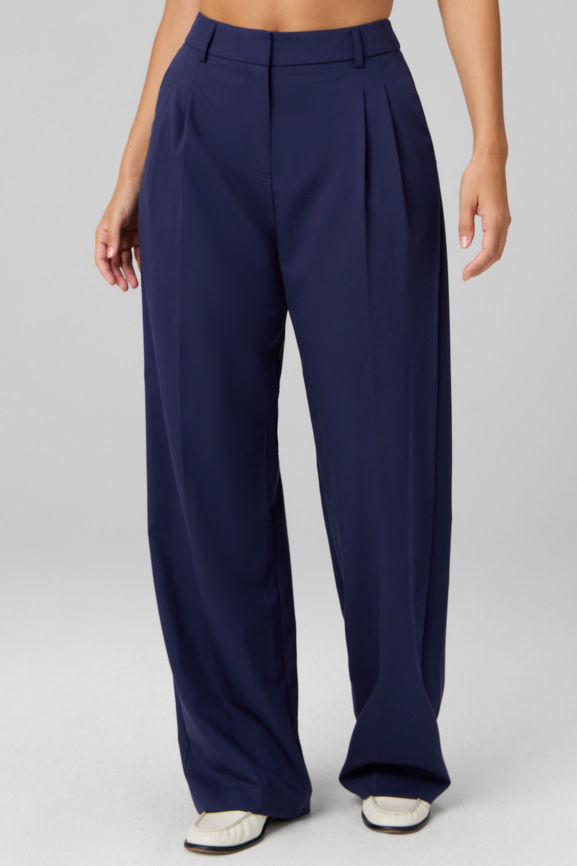 Foundation Mid Rise Trouser | Fabletics
