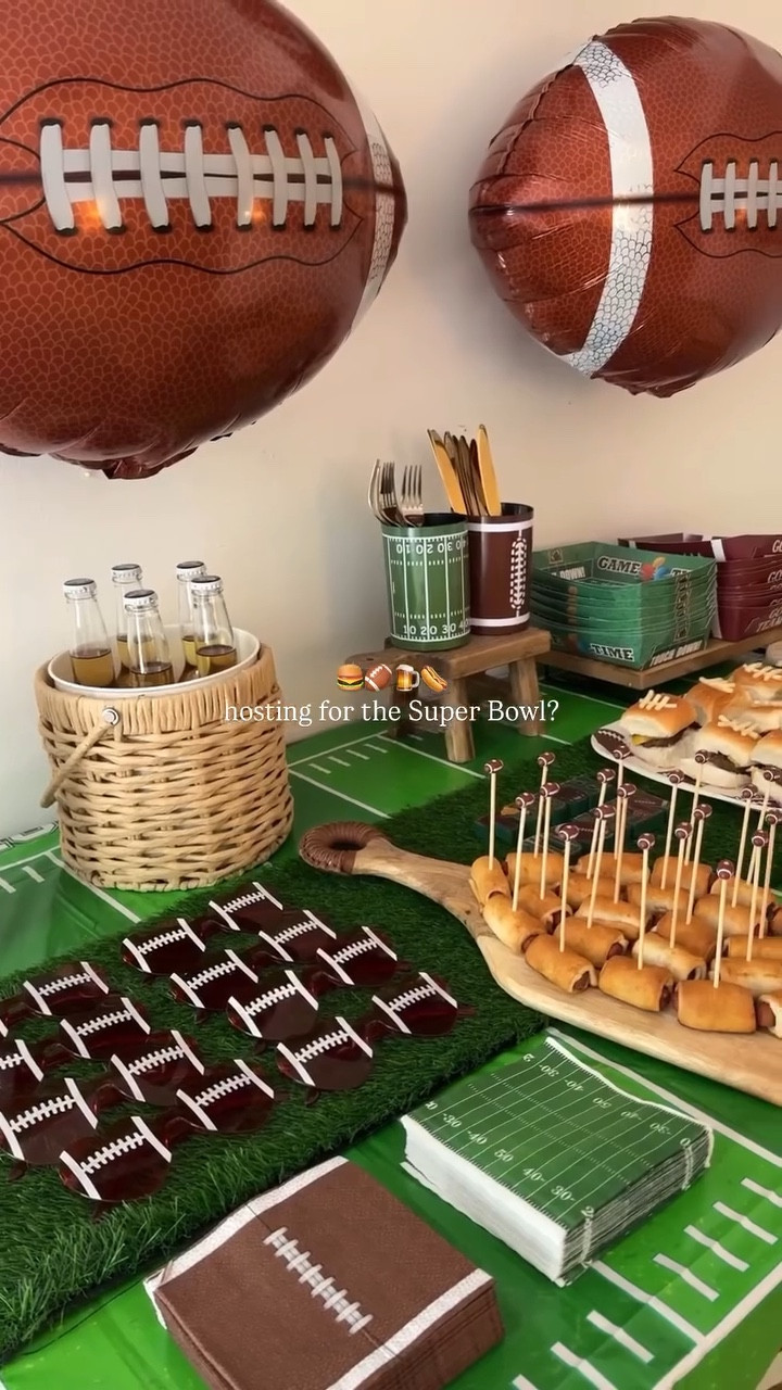 An affordable Super Bowl Snacking tablescape + backdrop idea 🏈 

The football sunglasses are perfect for photo ops, and the balloon wall makes the cutest photo wall. 📸  I’ll do a video on how I taped the balloons to the wall soon!

#tablestyling #tablescape #superbowl #footballsunday

#LTKHome #LTKSeasonal