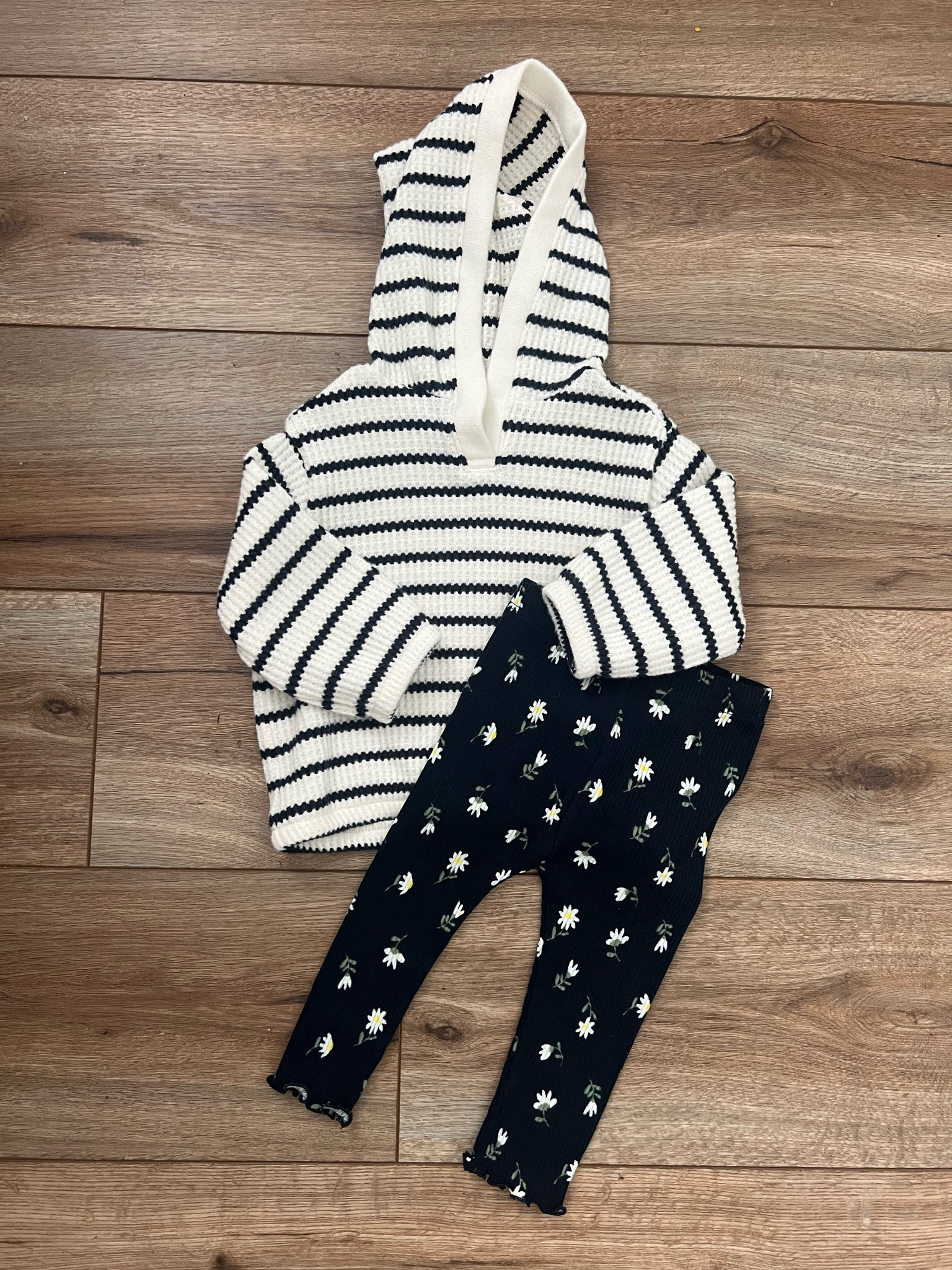 Baby girl leggings and sweater set on sale! 

#LTKbaby #LTKstyletip #LTKfamily
