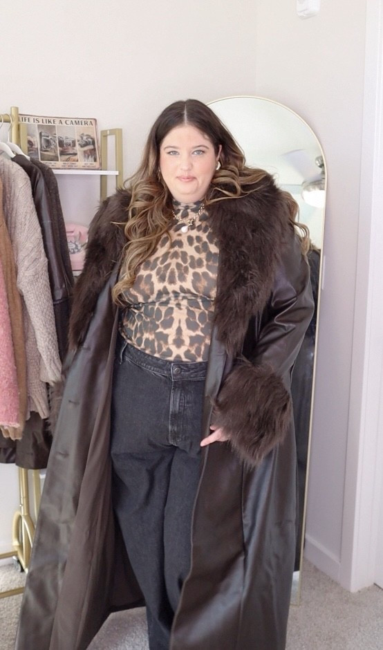 Sooo perfect for fall & winter. For a second I felt like a mob boss but I kinda like it 🤣 I love experimenting with different styles & this definitely makes me want to switch up the clothes I try because it’s cutieeee 

#LTKPlusSize #LTKSeasonal #LTKHoliday