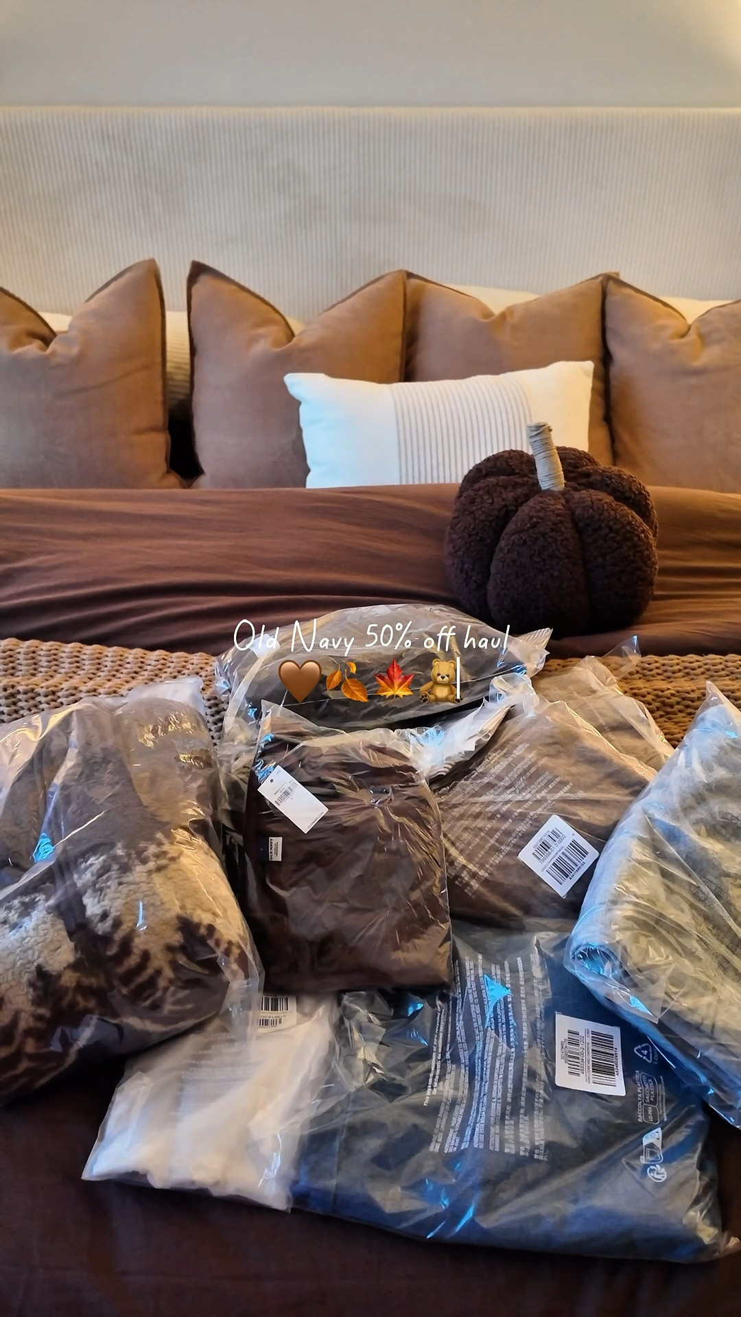 Fall Old Navy Finds! 

#LTKHoliday #LTKFindsUnder100 #LTKActive