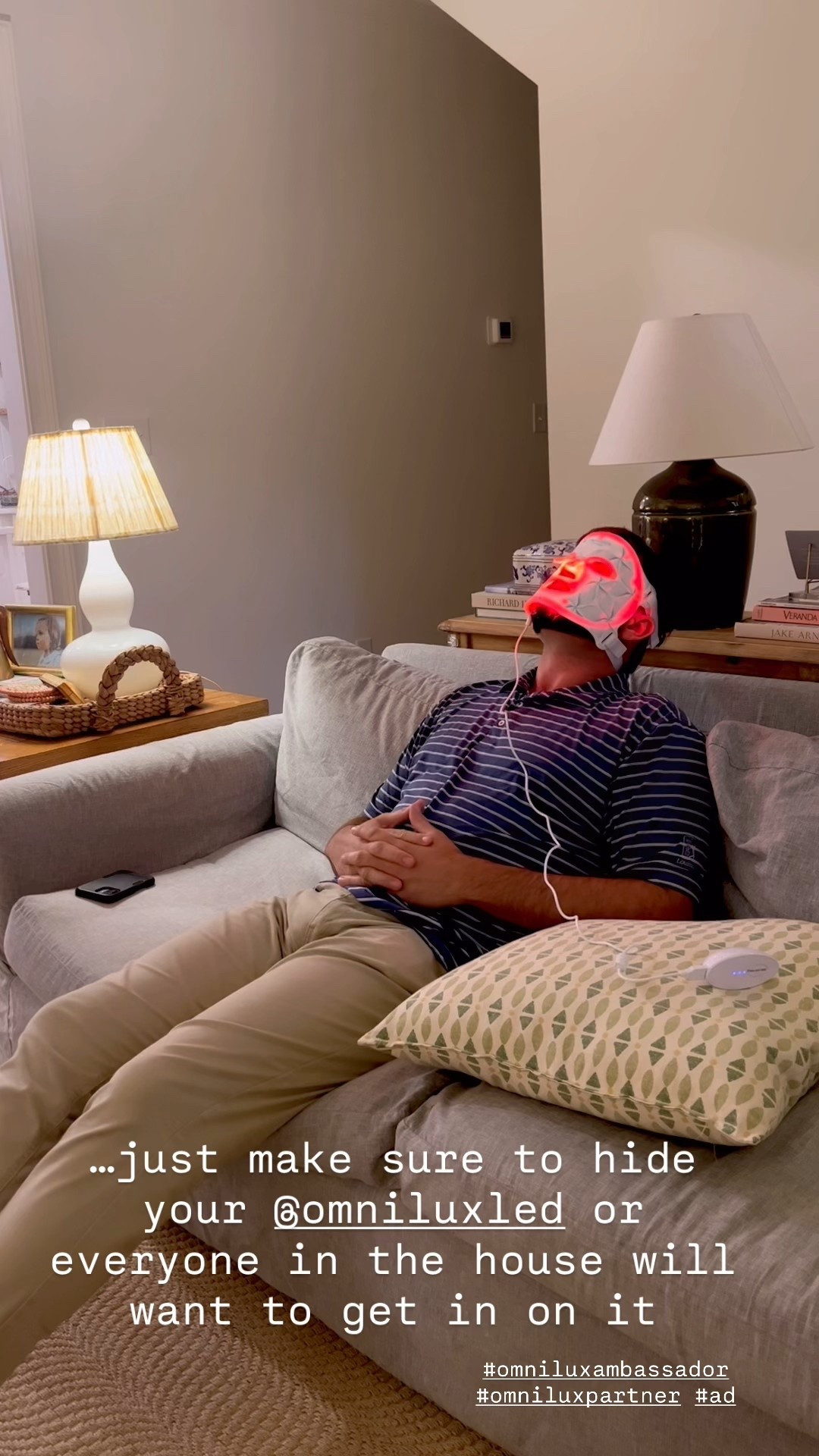 @omnilux would be such a great Christmas present! 10 minutes 3x week to decrease redness & fine lines & wrinkles? Sign me up. Apparently sign josh up, too. #omniluxambassador #ad


#LTKBeauty #LTKGiftGuide #LTKHoliday