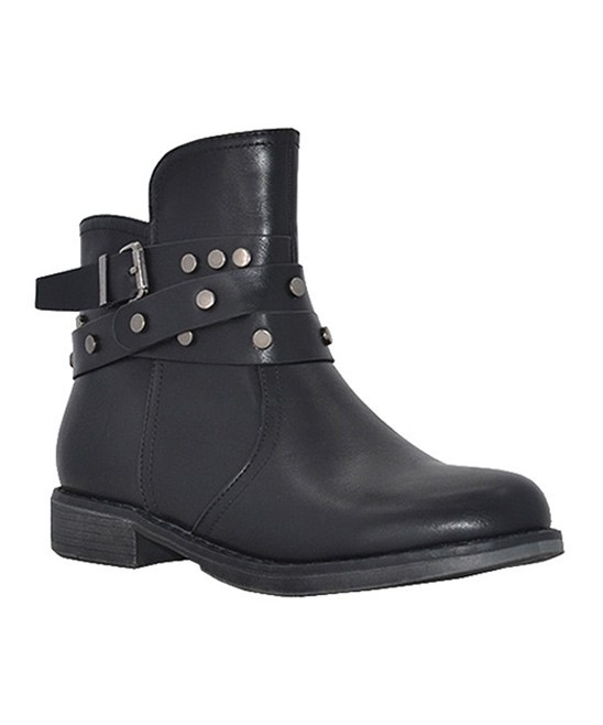 Jacobies Footwear Women's Casual boots Black - Black Studded Wanda Boot - Women | Zulily