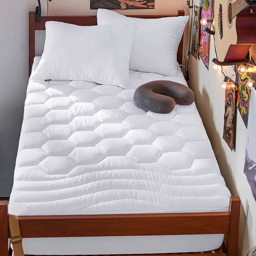 Bedsure Twin XL Mattress Pad - Soft Mattress Cover for College Dorm, Extra Long Twin Quilted Fitt... | Amazon (US)