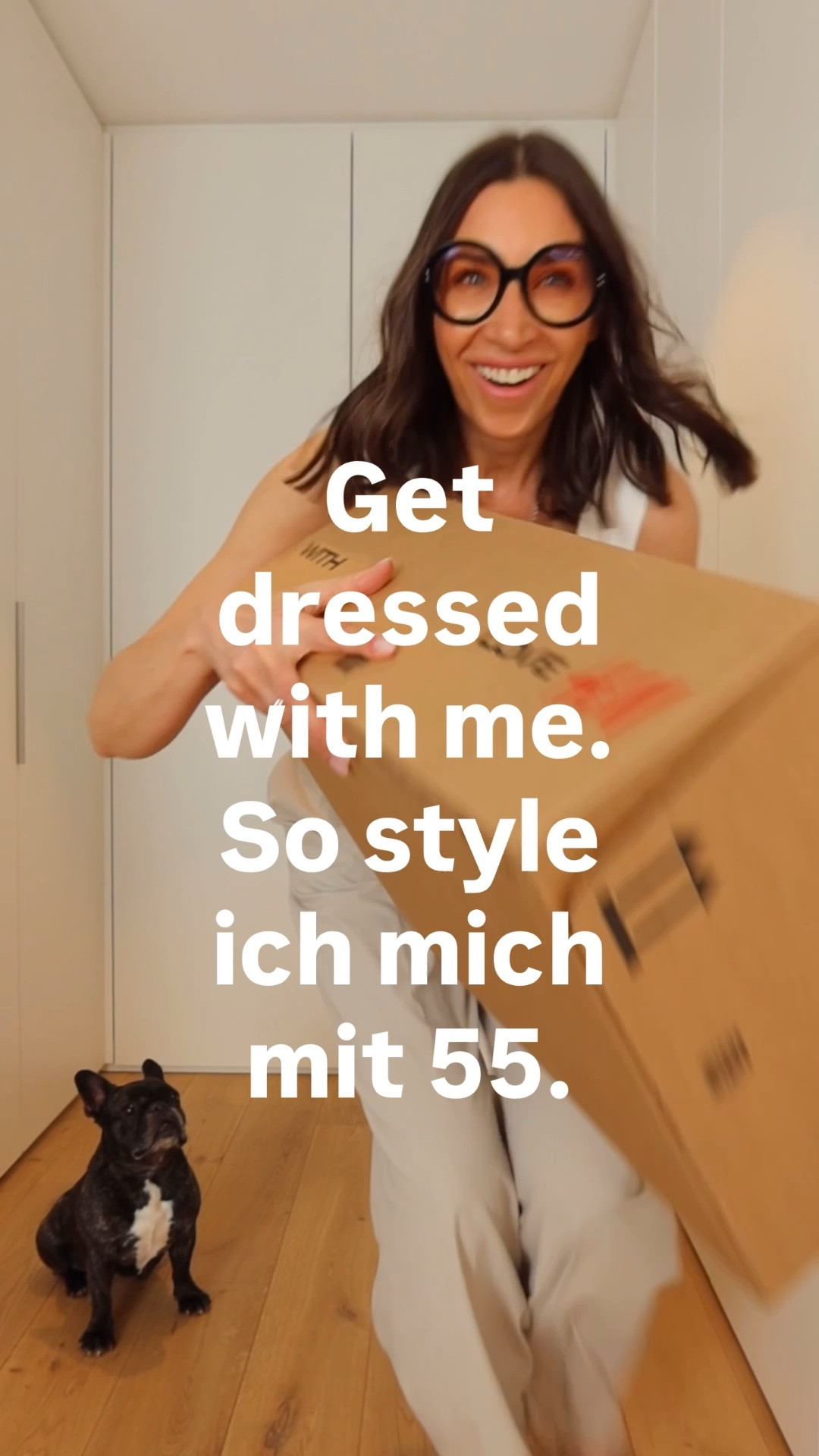 Wideleg Jeans, Ringelshirt im Blau Thema. Dazu in Schokobraun Trenchcoat, Tasche, Gürtel und Sunnies. Schmale Spitze Ballerina verlängern das Bein. 


#LTKdeutschland #LTKü50 #LTKstyletip