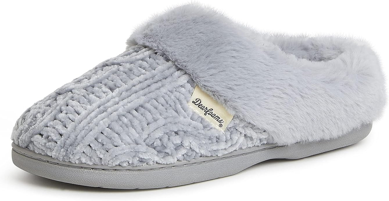 Dearfoams Women's Claire Textured Knit Clog Slipper | Amazon (US)