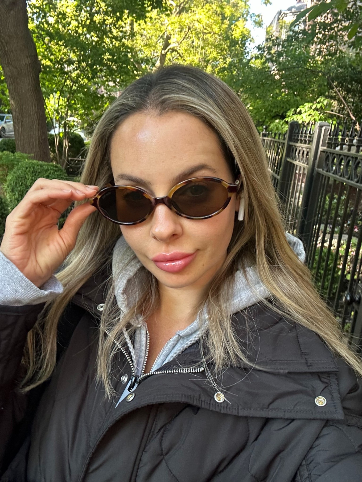 These sunglasses are the perfect shape  if you have a smaller face - new favorites 

#LTKSummerEdit #LTKU