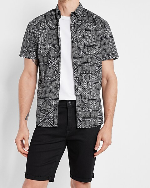 Black Cuffed Hem Hyper Stretch Jean Shorts | Express