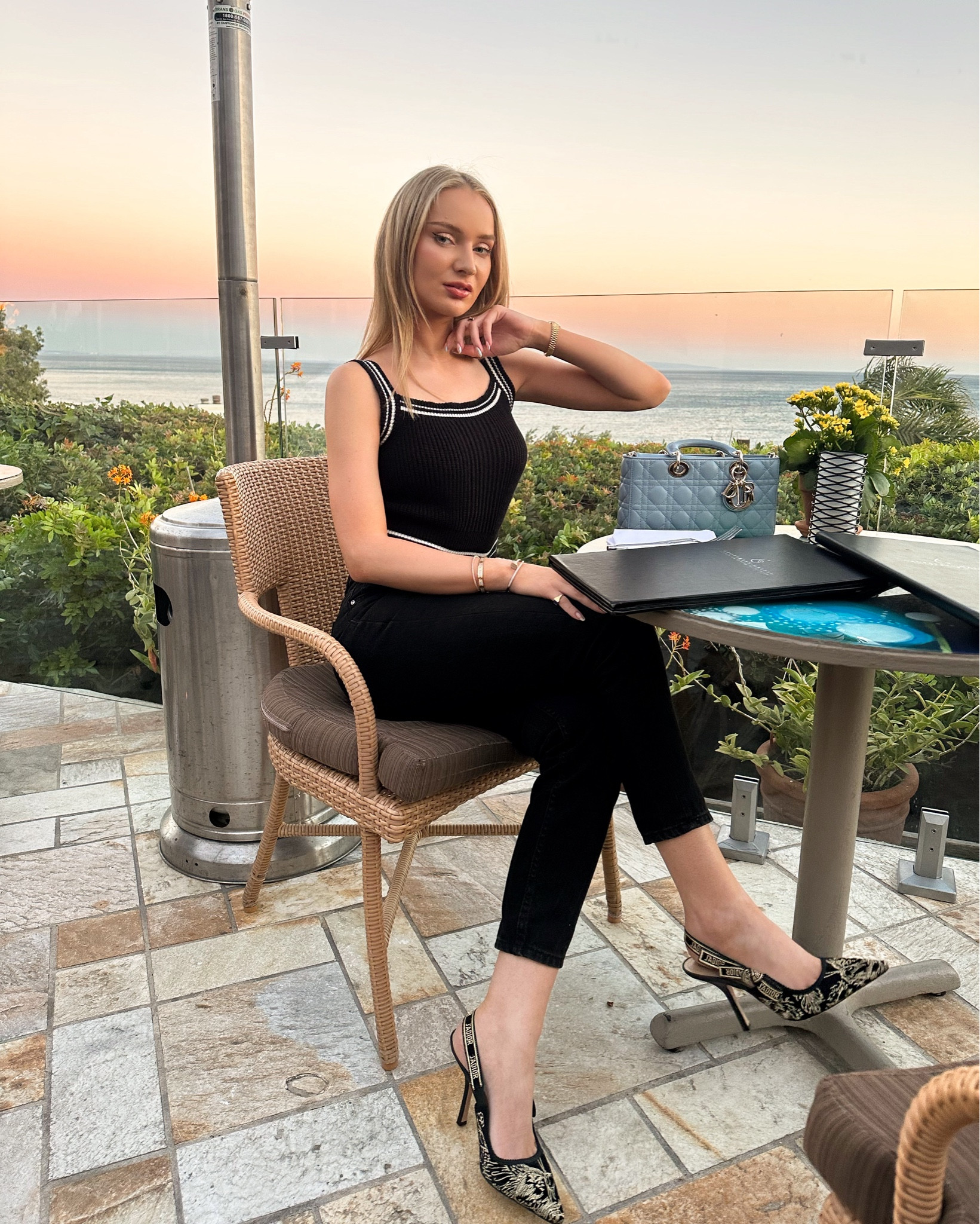 Outfit details and similar 💫

#LTKCyberWeek #LTKHoliday #LTKSeasonal