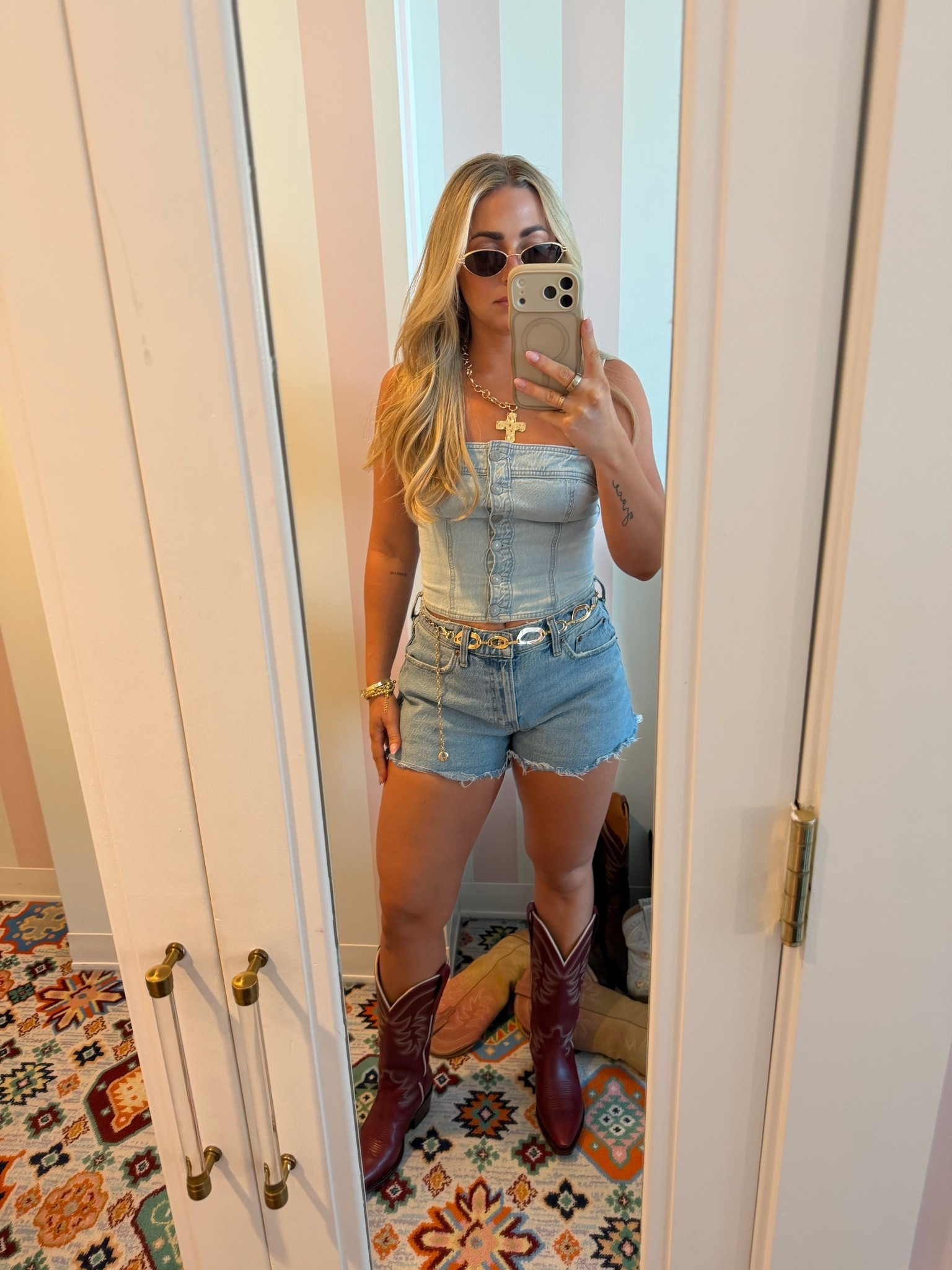Cma fest fit!

#LTKgrwm #LTKootd