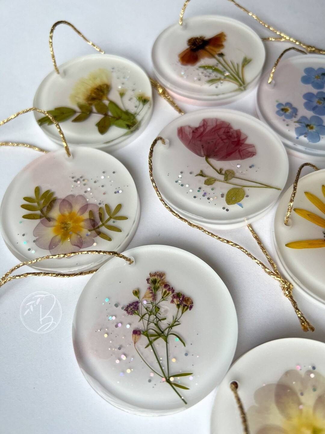 Handmade Christmas Tree Ornaments Resin and Pressed Flowers Dried Flowers Christmas Decor Weihnac... | Etsy (US)