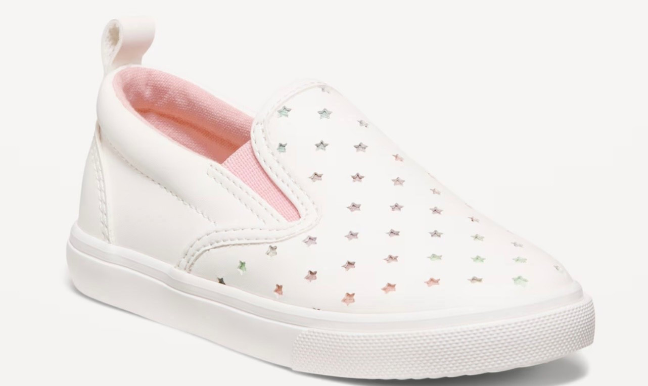 Toddler sneakers over 70% off!!! Run!! Toddler shoes. New sneakers. Kids sneakers. Old navy sale. Old navy. Old navy sneakers. Girls sneakers. Toddler girls sneakers. Toddler girls. Camp sneakers. School sneakers. Affordable sneakers. Toddler boys. Toddler boys sneakers 

#LTKKids #LTKShoeCrush #LTKSaleAlert