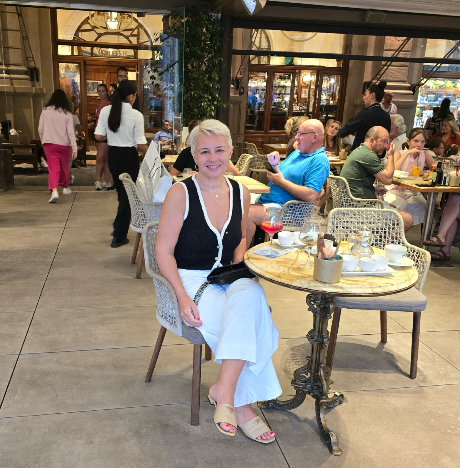 Sidewalk café for lunch?! Yes, please! 

#LTKSaleAlert #LTKShoeCrush #LTKItBag