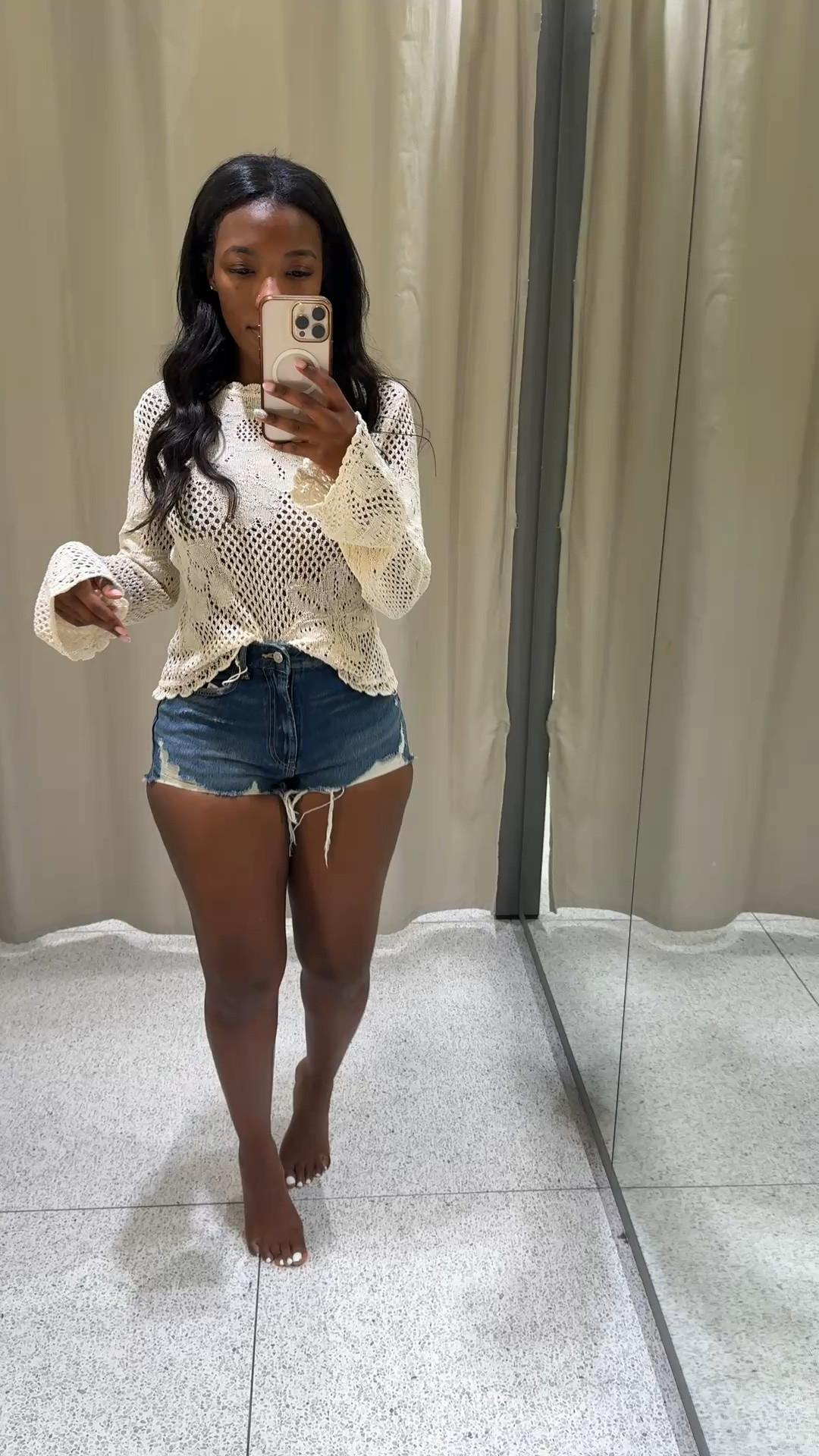 Y’all look at this look! It’s super cute denim shorts and knit top situation @Zara

#LTKootd #LTKMothersDay #LTKdayinmylife