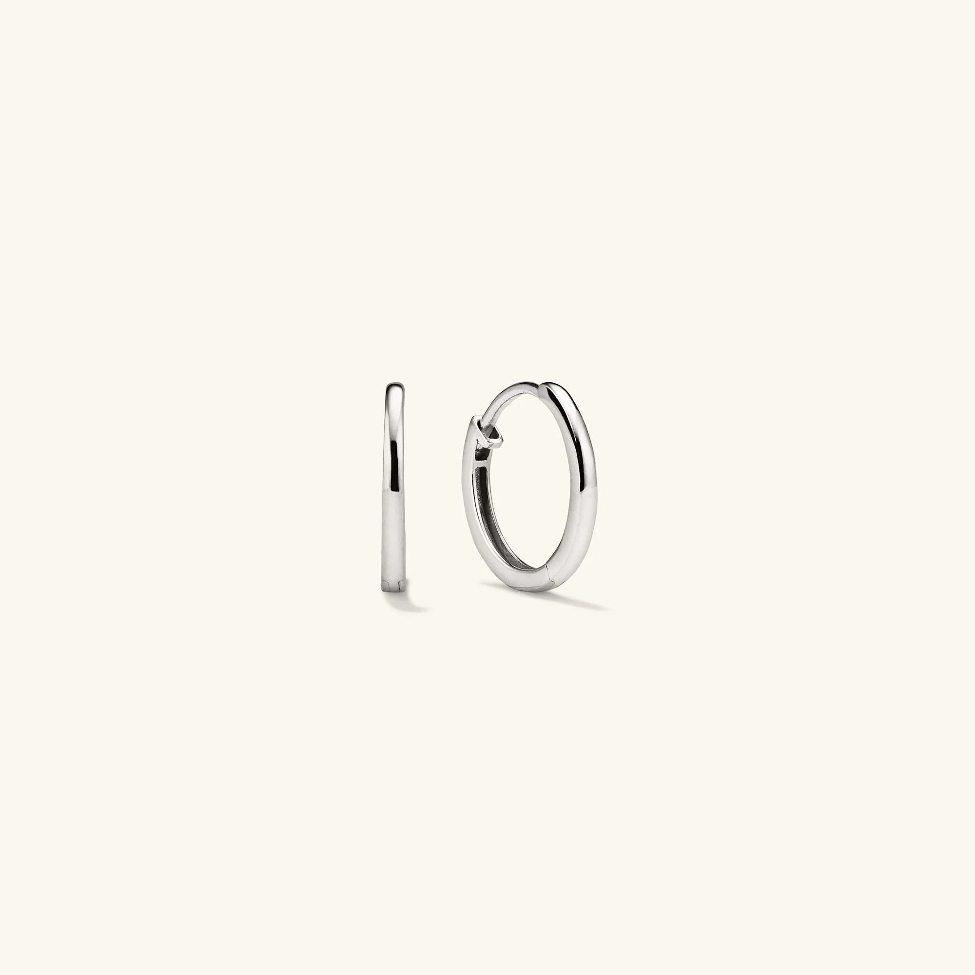 Easy Huggie Hoop Earrings - Jewelry | Mejuri | Mejuri Fine Crew