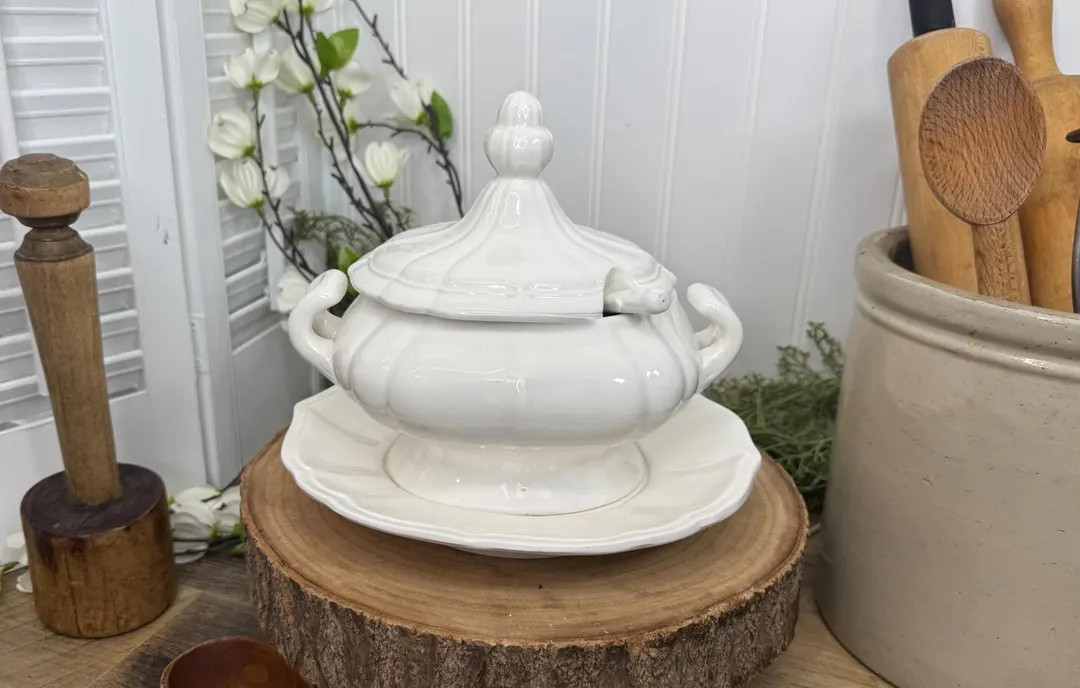 Vintage White Soup Tureen with Lid, Ladle & Plate | Etsy (US)