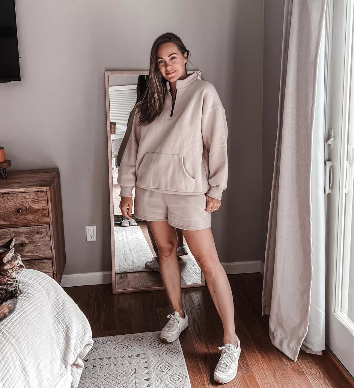 Caracilia Women’s 2 Piece Outfits Sweatsuit Oversized Half Zip Sweatshirt  and Shorts Matching Lounge Set Fall Tracksuits : : Clothing, Shoes