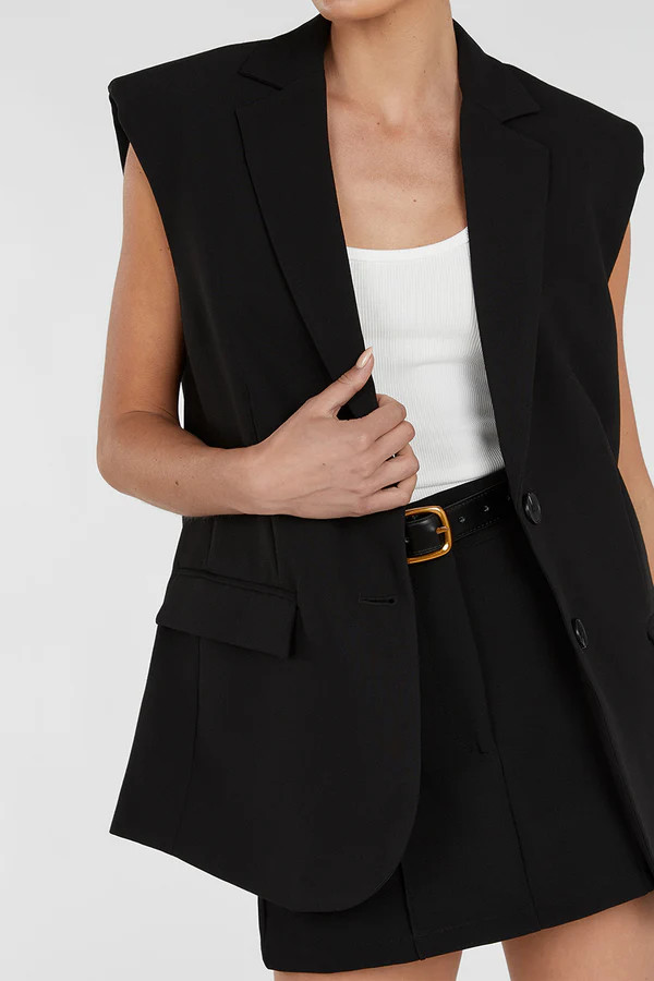ROWAN BLACK SLEEVELESS BLAZER | DISSH